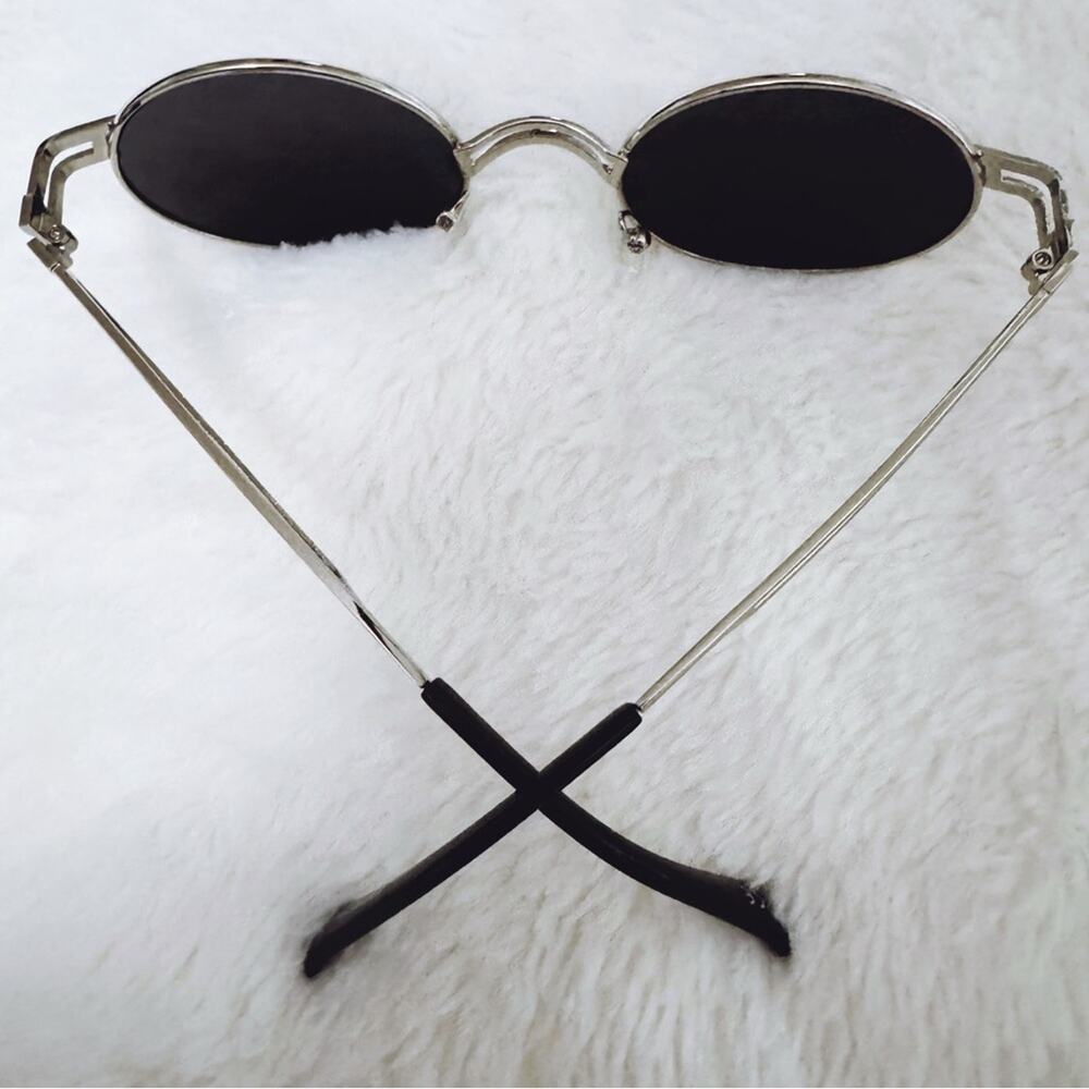 Brandon Black with Silver Rim Round Sunglasses - Picture 12 of 14